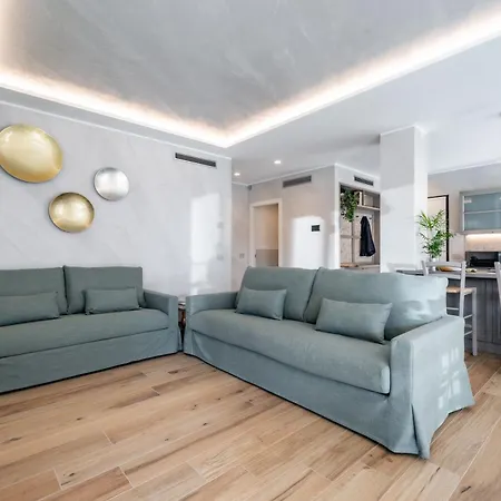 Sunrise - Luxury With Pool & Large Private Garden, Few Steps From The Beach, Ideal For Families And People With Mobility Issues Dervio