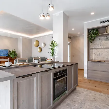 Sunrise - Luxury With Pool & Large Private Garden, Few Steps From The Beach, Ideal For Families And People With Mobility Issues Villa *