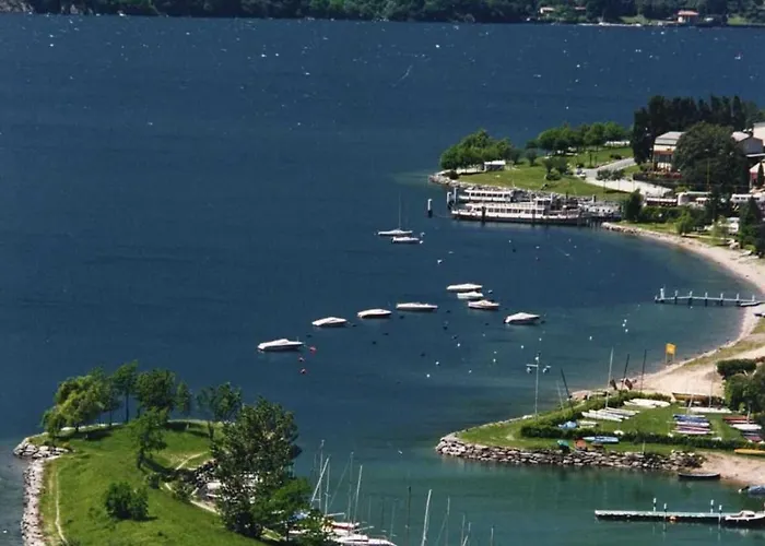 Villa Sunrise - Luxury With Pool & Large Private Garden, Few Steps From The Beach, Ideal For Families And People With Mobility Issues Dervio