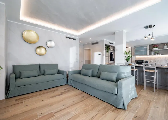 Sunrise - Luxury With Pool & Large Private Garden, Few Steps From The Beach, Ideal For Families And People With Mobility Issues Dervio